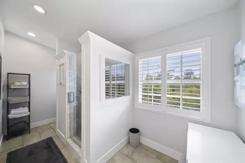Bath - 31098 Del Rey Rd, Temecula, CA 92591 photo 5 of 6