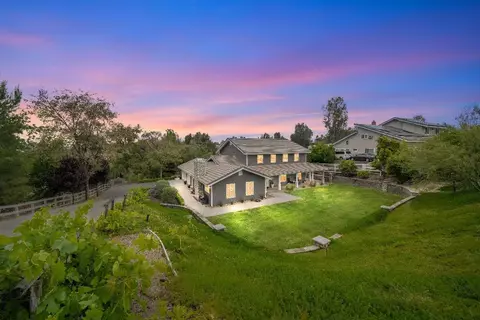 Exterior - 31098 Del Rey Rd, Temecula, CA 92591 photo 2 of 20
