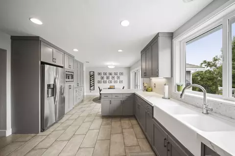 Kitchen - 31098 Del Rey Rd, Temecula, CA 92591 photo 5 of 5
