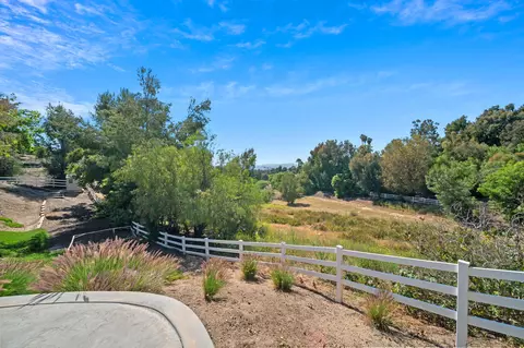 Exterior - 31098 Del Rey Rd, Temecula, CA 92591 photo 19 of 20