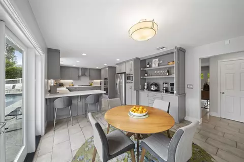 Dining - 31098 Del Rey Rd, Temecula, CA 92591 photo 4 of 5
