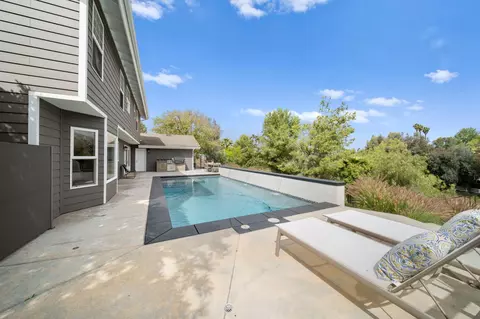 Exterior - 31098 Del Rey Rd, Temecula, CA 92591 photo 9 of 20