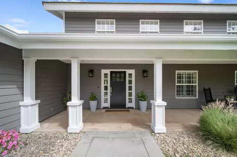 Exterior - 31098 Del Rey Rd, Temecula, CA 92591 photo 4 of 20