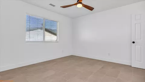 Bedroom - 13371 Apache Trl, Cabazon, CA 92230 photo 3 of 6