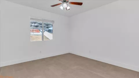 Bedroom - 13371 Apache Trl, Cabazon, CA 92230 photo 2 of 6
