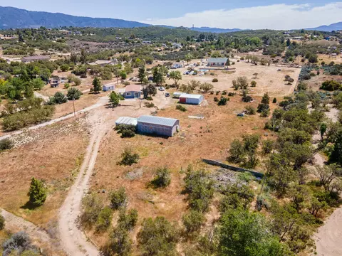 View/Area - 39140 Howard Rd, Anza, CA 92539 photo 9 of 20