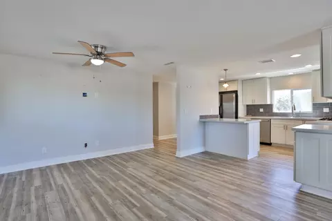 Living - 39140 Howard Rd, Anza, CA 92539 photo 2 of 7