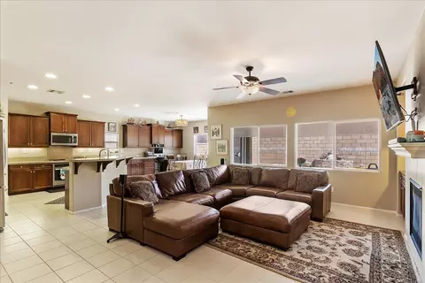 83608 Olympus Dr, Indio, CA 92203 photo 10