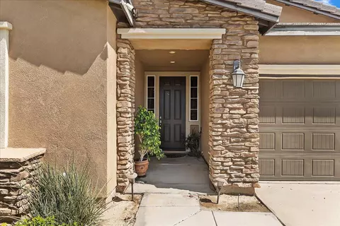83608 Olympus Dr, Indio, CA 92203 photo 4
