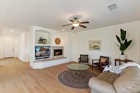 44421 Avenida Suarez, Indio, CA 92201 photo 10