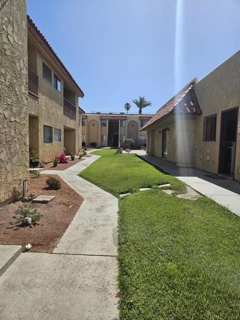 81840 Avenida Del Mar, Indio, CA 92201 photo 2