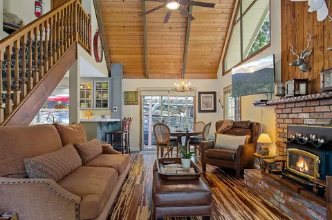 249 Fremont Rd, Lake Arrowhead, CA 92352 photo 5