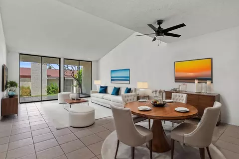 2071 S Caliente Dr, Palm Springs, CA 92264