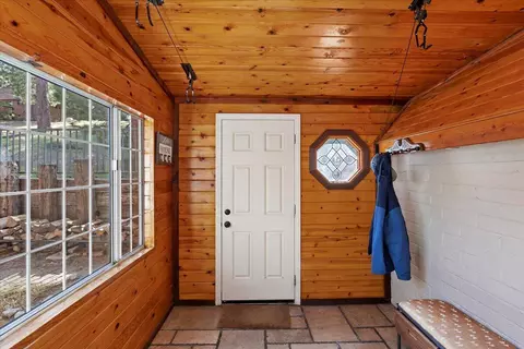 515 Chipmunk Ln, Big Bear Lake, CA 92315 photo 12