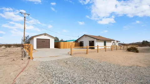 Exterior - 64922 2nd St S, Joshua Tree, CA 92252 photo 7 of 11