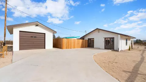 Exterior - 64922 2nd St S, Joshua Tree, CA 92252 photo 8 of 11