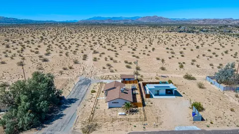 View/Area - 64922 2nd St S, Joshua Tree, CA 92252 photo 2 of 3