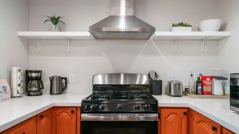 Kitchen - 64922 2nd St S, Joshua Tree, CA 92252 photo 2 of 3