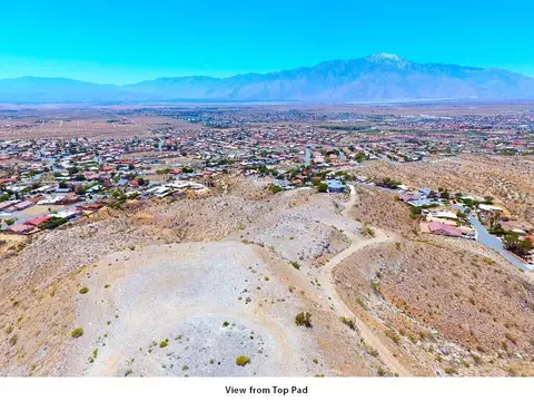 01 Skyline Dr, Desert Hot Springs, CA 92240