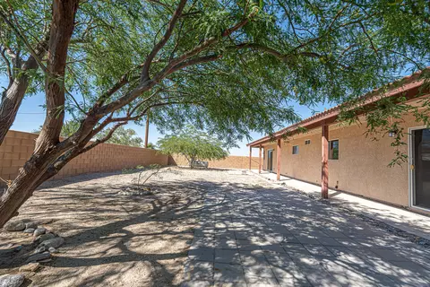 Exterior - 2639 Arrowhead Ave, Thermal, CA 92274 photo 3 of 6