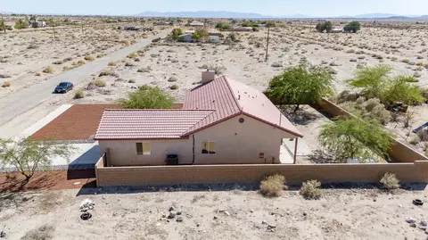 View/Area - 2639 Arrowhead Ave, Thermal, CA 92274 photo 2 of 6
