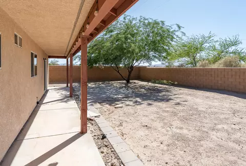 Exterior - 2639 Arrowhead Ave, Thermal, CA 92274 photo 2 of 6