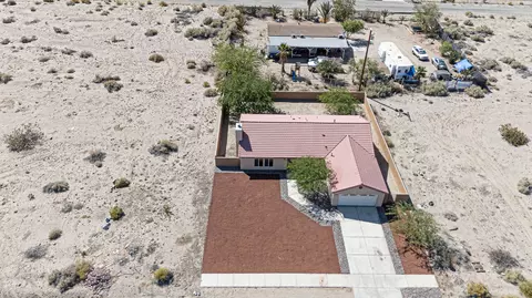 View/Area - 2639 Arrowhead Ave, Thermal, CA 92274 photo 4 of 6