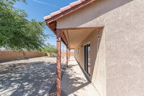 Exterior - 2639 Arrowhead Ave, Thermal, CA 92274 photo 6 of 6