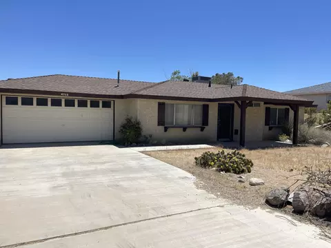 6715 San Angelo Ave, Joshua Tree, CA 92252