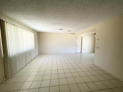 Living - 6715 San Angelo Ave, Joshua Tree, CA 92252 photo 2 of 3