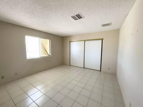 Bedroom - 6715 San Angelo Ave, Joshua Tree, CA 92252 photo 3 of 4