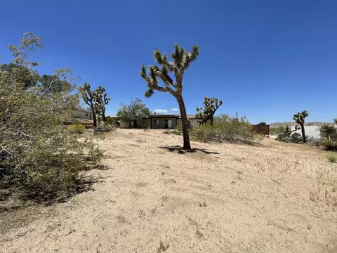 Exterior - 6715 San Angelo Ave, Joshua Tree, CA 92252 photo 7 of 10