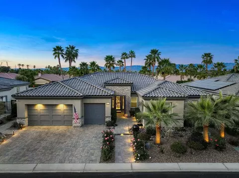81922 Thoroughbred Trl, La Quinta, CA 92253