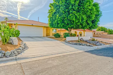 54885 Avenida Alvarado, La Quinta, CA 92253