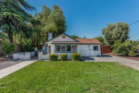 720 E Washington Ave, San Jacinto, CA 92583 photo 3