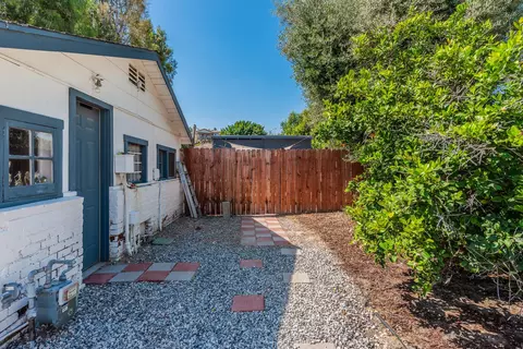 720 E Washington Ave, San Jacinto, CA 92583 photo 9