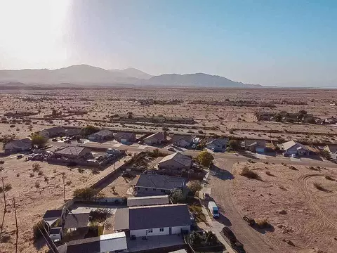 1459 Carpenter Ave, Thermal, CA 92274 photo 25