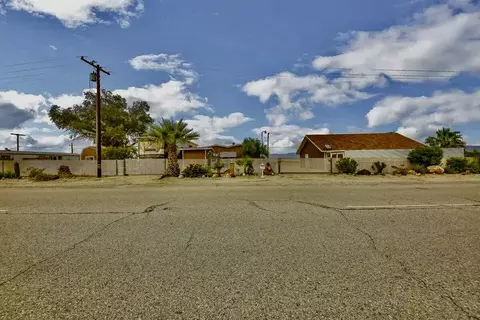 84 Brawley Ave, Thermal, CA 92274 photo 3