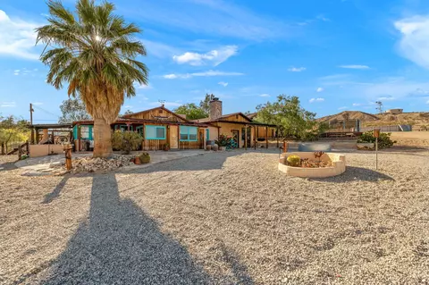 Exterior - 73154 Sullivan Rd, Twentynine Palms, CA 92277 photo 43 of 48