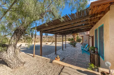 Exterior - 73154 Sullivan Rd, Twentynine Palms, CA 92277 photo 7 of 48