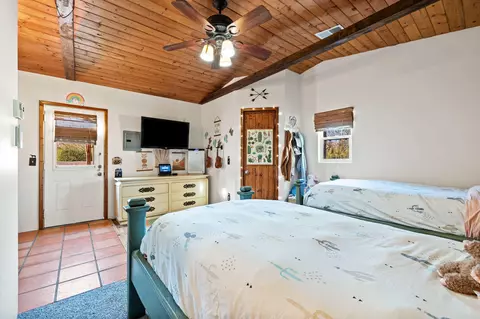 Bedroom - 73154 Sullivan Rd, Twentynine Palms, CA 92277 photo 6 of 7