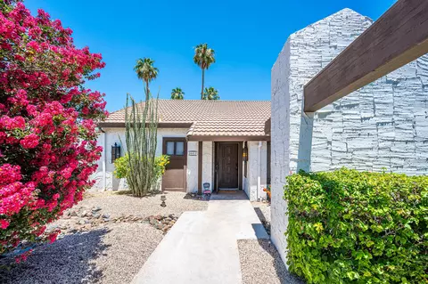 2441 S Gene Autry Trl, Palm Springs, CA 92264