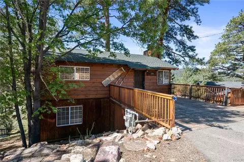 43466 Sheephorn Rd, Big Bear Lake, CA 92315