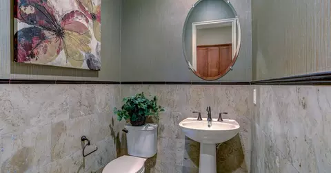 Bath - 42751 Torno Pl, Indio, CA 92203 photo 1 of 3
