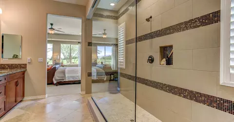 Bath - 42751 Torno Pl, Indio, CA 92203 photo 3 of 3