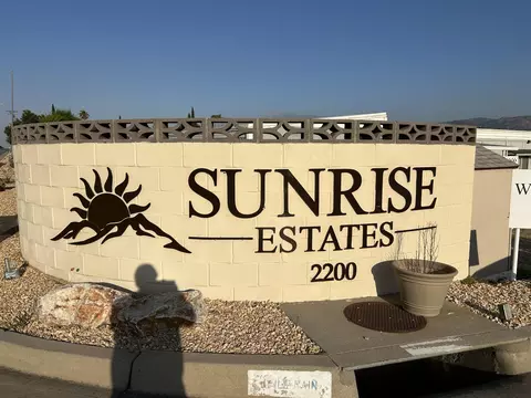 2200 W Wilson St, Banning, CA 92220