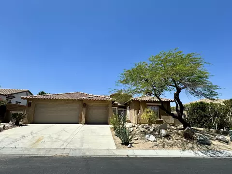 824 Ventana Rdg, Palm Springs, CA 92262
