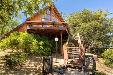 27167 Golden Rod Rd, Idyllwild, CA 92549