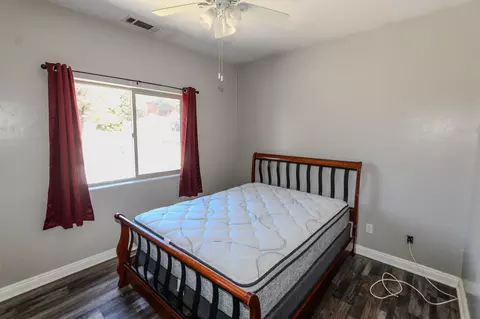 Bedroom - 45451 4th St, Big Bear City, CA 92314 photo 6 of 9