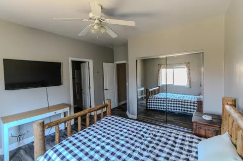 Bedroom - 45451 4th St, Big Bear City, CA 92314 photo 3 of 9